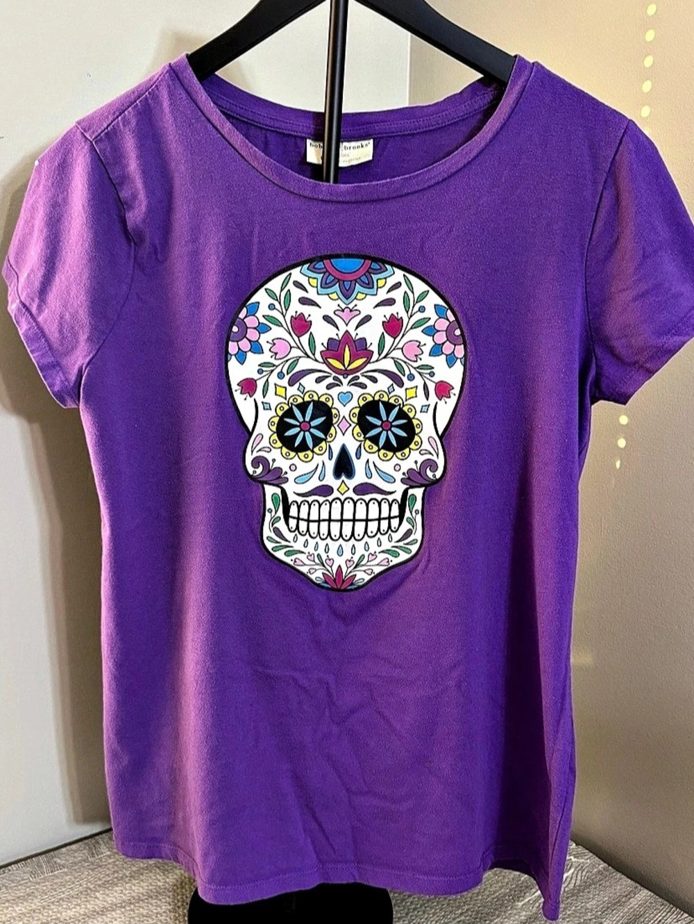 Bobbie Brooks Skull Graphic Purple Tee Size Large